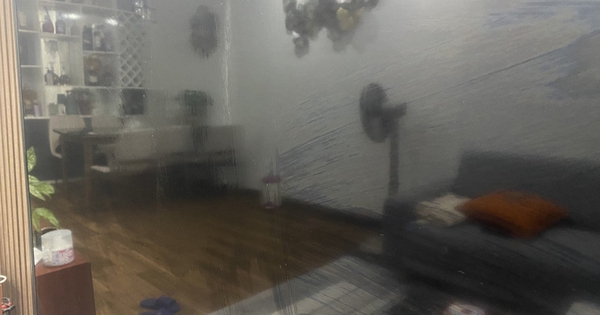 Thời tiết nồm ẩm miền Bắc khiến sàn nhà “đổ mồ hôi”, trơn như bôi mỡ: 5 cách vệ sinh mọi người nên biết