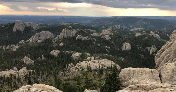 Phát hiện hầm trú ẩn “bất khả xâm phạm” của các tỷ phú giàu nhất thế giới