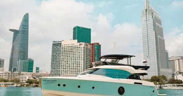 Du thuyền của Trương Mỹ Lan 