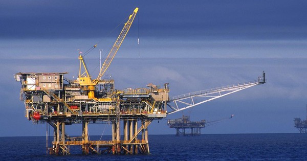 Khoan sâu gần 6.000 mét xuống đáy biển, phát hiện mỏ dầu khí lớn, mỗi ngày có thể khai thác 3.700 thùng dầu