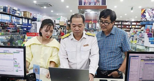 Chính thức: Từ hôm nay, hộ kinh doanh phải báo mọi tài khoản nhận tiền cho cơ quan thuế