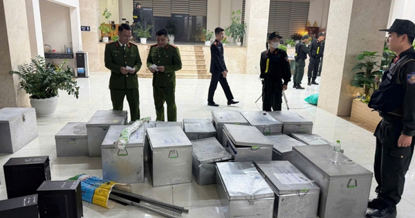 Đồng loạt khám xét trụ sở, nơi ở, bắt giám đốc Hoàng Văn Cường