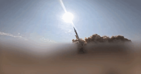 Iran tuyên bố nã trúng nơi có 200 sĩ quan Mỹ, B-52 tham chiến - Xuất hiện tin về 