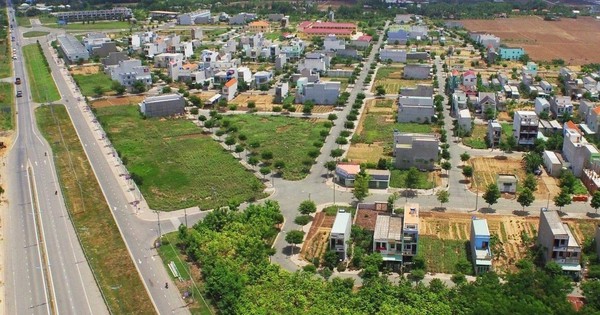 Thị trường nhà đất ngoại thành giảm giá cục bộ do cắt lỗ