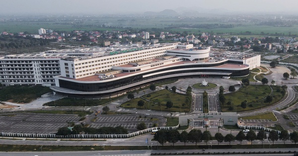 'Cửa đóng then cài' tại BV Bạch Mai và Việt Đức cơ sở 2 sau 4 tháng khánh thành