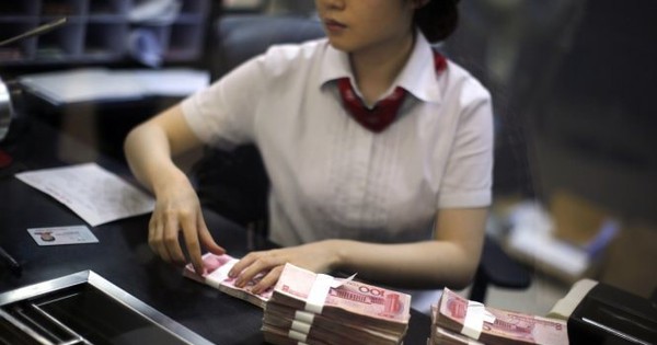 Nhân viên nhập sai 1 chữ số, chuyển khoản 540 triệu của khách vào một tài khoản đã bị phong tỏa, ngân hàng xử lý thế nào?