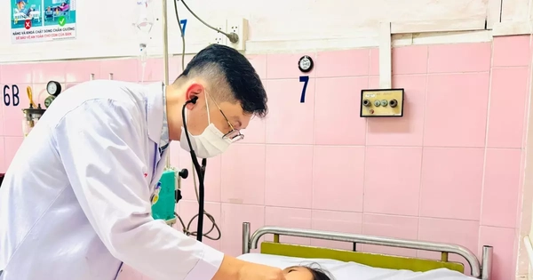 'Thủ phạm' khiến hàng loạt học sinh TPHCM nhập viện nguy hiểm ra sao?