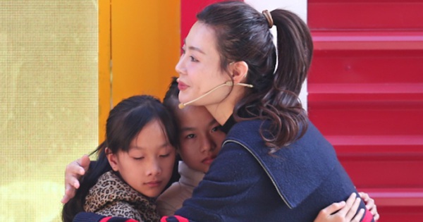 Nữ diễn viên phim VTV nghẹn ngào tuyên bố trên truyền hình