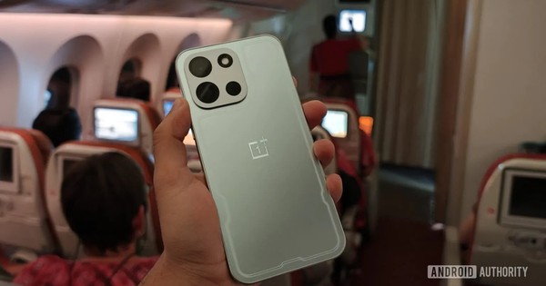 Từ ngày dùng mẫu điện thoại 9000mAh này, tôi không thể nào quay lại dùng điện thoại pin yếu hơn được nữa