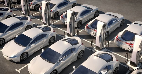 Giá nhiên liệu leo thang khiến xe điện 'thăng hoa' toàn cầu: Doanh số nhiều thị trường nhảy vọt, có nơi tăng 70% dù bị cắt trợ cấp