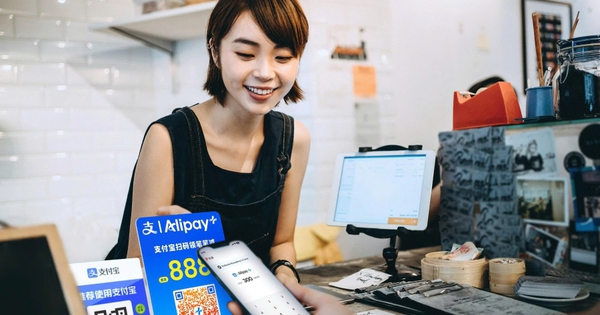 Lần đầu tại Việt Nam: Dùng app ngân hàng nội địa quét QR thanh toán khi du lịch Trung Quốc, Hàn Quốc, Singapore…