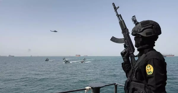 Mỹ 'đóng băng' hoạt động thương mại hàng hải của Iran