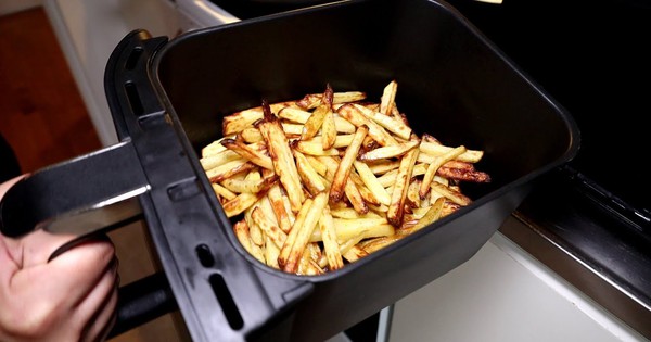 4 món đừng bao giờ nấu trong nồi chiên không dầu: Tăng nguy cơ ung thư, cháy nổ