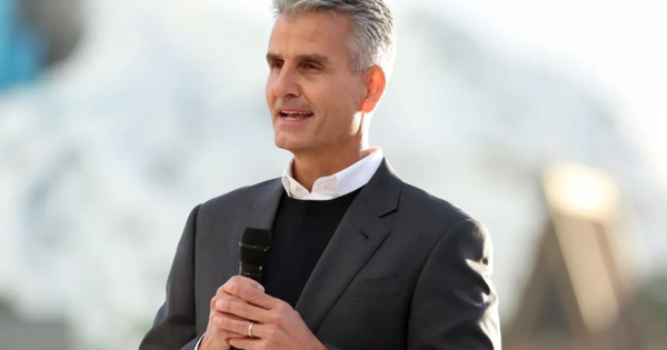 Một công ty giải trí nổi tiếng thông báo sa thải 1.000 nhân sự