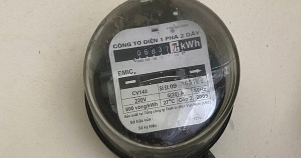 Bật điều hòa tốn hơn bật quạt bao nhiêu tiền điện? EVN đưa đáp án