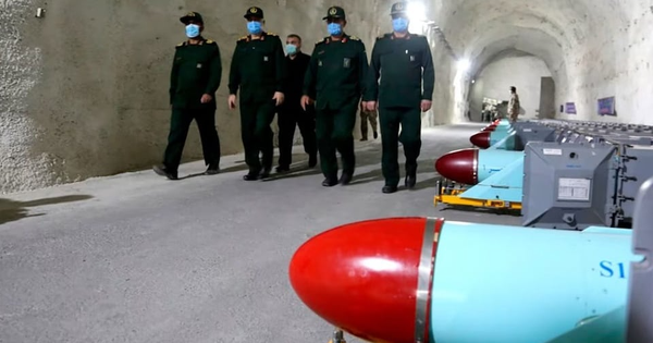 Iran đang đào lại lối vào “thành phố tên lửa” bị chôn vùi sau cuộc không kích của Mỹ và Israel