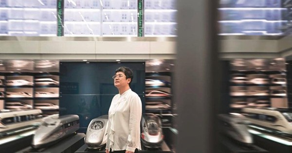 Khen thì nhiều nhưng ít ai biết “người phụ nữ say xe” này đã đưa đường sắt cao tốc Trung Quốc lên tầm kiệt tác thế giới
