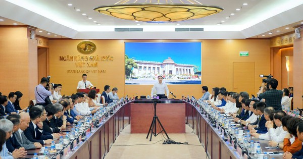 'Ngân hàng Nhà nước thảo luận việc nới quy định cho vay/huy động, tạo điều kiện giảm lãi suất'