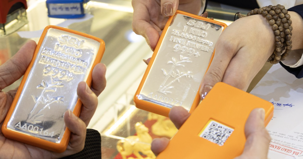 Giá bạc hôm nay lên cao nhất 5 tuần