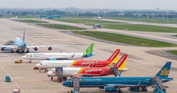 Giá vé máy bay dịp 30-4 tăng từng ngày, có chặng vượt 5 triệu đồng