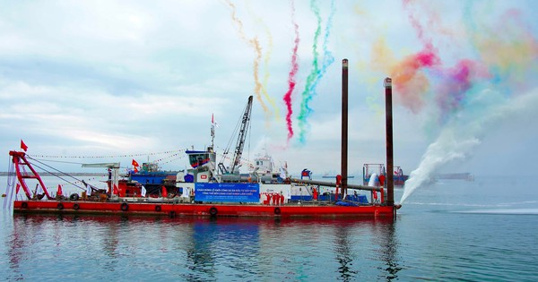 Việt Nam chính thức khởi công  siêu cảng được đầu tư hơn 45.000 tỷ đồng, ngay dưới chân đèo Hải Vân