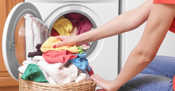 Có nên giặt quần áo mới mua trước khi mặc? Người trong nghề tiết lộ thông tin gây sốc