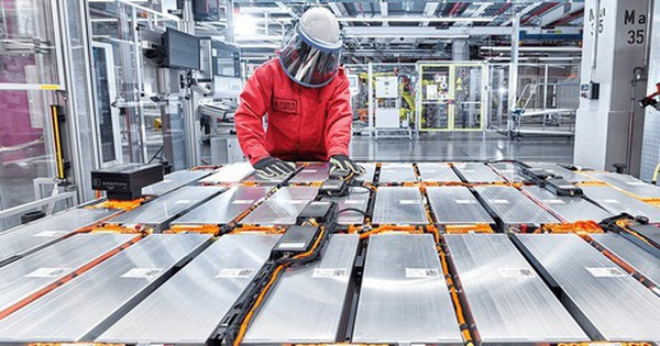 Sống đủ lâu để chứng kiến ngày Toyota bắt tay CATL: Xe Nhật giờ dùng pin Trung Quốc, sản xuất ngay tại Đông Nam Á