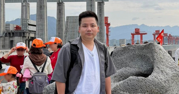 4 năm sau bị tố “lùa gà” với Jonny Đặng, Khoa Pug mới dám đăng status lên Facebook cá nhân và bật bình luận