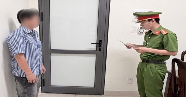 Khởi tố, khám xét chỗ ở với chủ hộ kinh doanh Vũ Biển