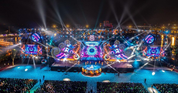 Việt Nam sắp có siêu sân khấu ngoài trời lớn nhất lịch sử, vượt xa sân Mỹ Đình, quy mô lên đến 60.000 chỗ tại siêu đô thị ESG++ đầu tiên trên thế giới