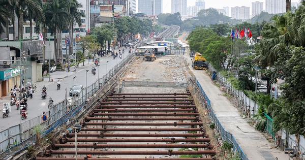 Gần một thập kỷ ‘bị giam’ bên lô cốt metro Nhổn - ga Hà Nội