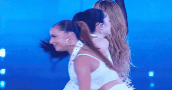 Mỹ nhân đẹp nhất thế giới khó đánh bại: Tài sản không đếm xuể