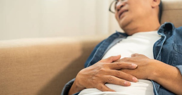 Người đàn ông sốc nặng khi nhận kết luận ung thư từ bác sĩ: dấu hiệu “đơn giản” nhưng ai cũng dễ bỏ qua