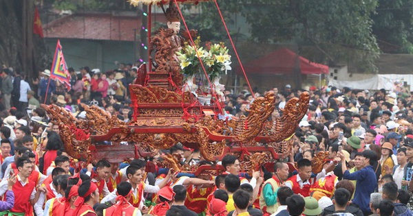 Cảnh tượng cuối tuần tại ngoại thành Hà Nội, nhiều người nhận xét: 