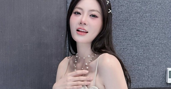 Mẹ đơn thân là á hậu, mỹ nhân phim giờ vàng: Ngày càng gợi cảm sau ly hôn, vừa lên chức giám đốc