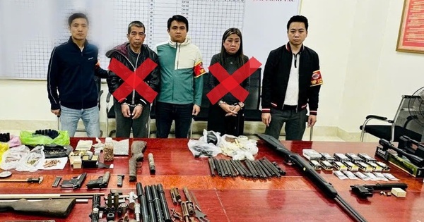 Hơn 10 tổ công tác đặc biệt đồng loạt ra quân khám xét, bắt 'bà trùm' vũ khí Phạm Thị Trúc Quỳnh SN 1969