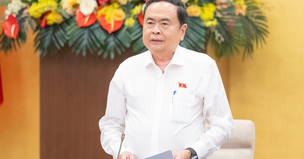 Chủ tịch Quốc hội: Tạo khí thế mới, niềm tin mới cho nhiệm kỳ mới