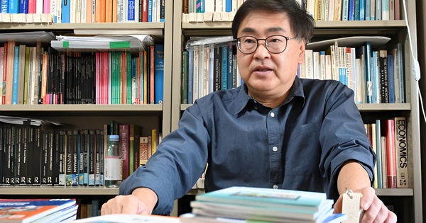 Dịch giả Nhật Bản thông thạo 8 ngoại ngữ dù mới học từ tuổi 49, sở hữu 5 bằng đại học