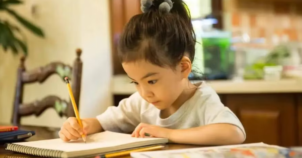 3 việc cha mẹ càng thờ ơ, con càng trưởng thành