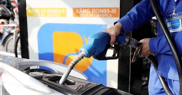 Bộ Tài chính đề xuất tiếp tục giảm thuế nhập khẩu mặt hàng xăng dầu về 0% đến giữa năm 2026