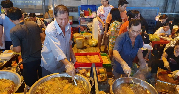 Người Việt chi 726.500 tỷ đồng tại các cửa hàng ăn uống trong năm 2025