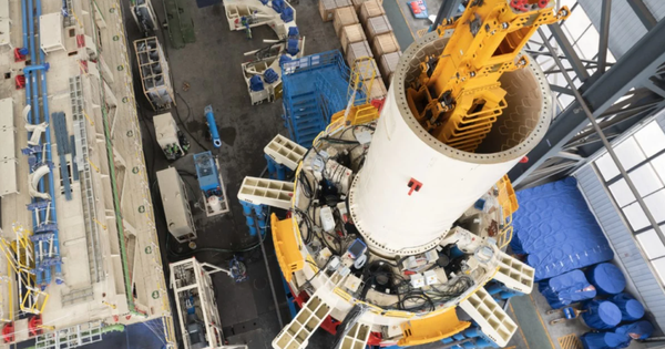 Trung Quốc tung cỗ máy ‘siêu quái vật’ độc nhất thế giới: Nặng 500 tấn, đào sâu thẳng đứng 1 km, múc lên loạt kho báu nghìn tỷ cả hành tinh khao khát