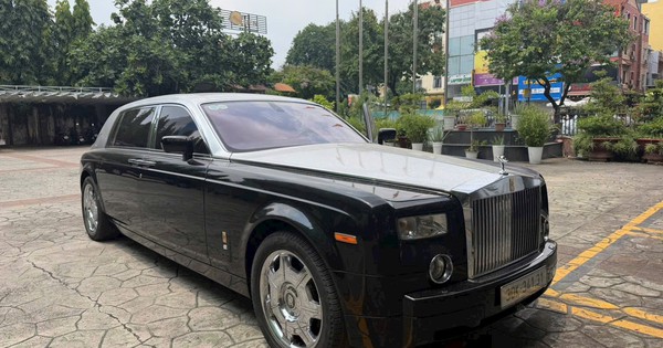 Từng là biểu tượng của giới siêu giàu, Rolls-Royce Phantom 2007 giờ rao bán giá ‘ngỡ ngàng’