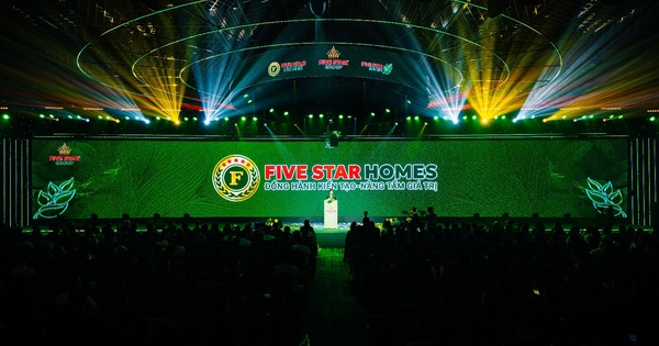 Five Star Homes ra mắt tại lễ ra quân The Royal với hơn 2.000 “đại sứ” kinh doanh