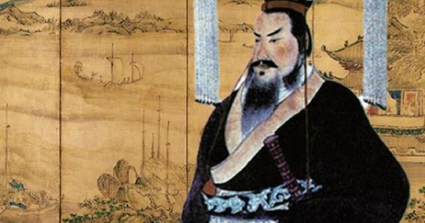 Hoàng đế Trung Quốc thường mặc áo vàng, sao Tần Thủy Hoàng chọn màu đen?