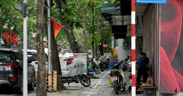 Hà Nội có thể cho thuê vỉa hè, giá cao nhất 45.000 đồng/m2