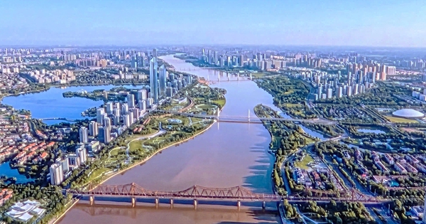 Trục sông Hồng và Nhật Tân - Nội Bài thành 'xương sống' mới của Hà Nội