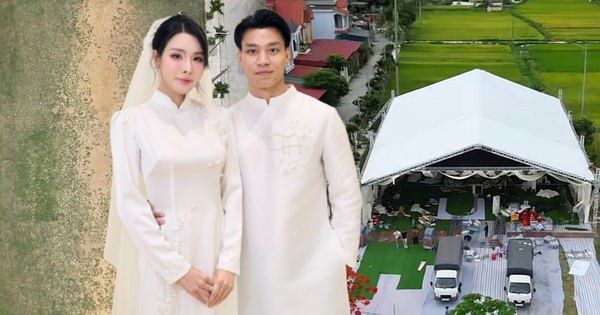 Văn Thanh dựng rạp cưới trên sân bóng, đèn lên lung linh 