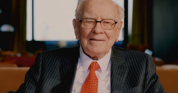Một đại gia chi hơn 237 tỷ đồng để ăn trưa với tỷ phú Warren Buffett