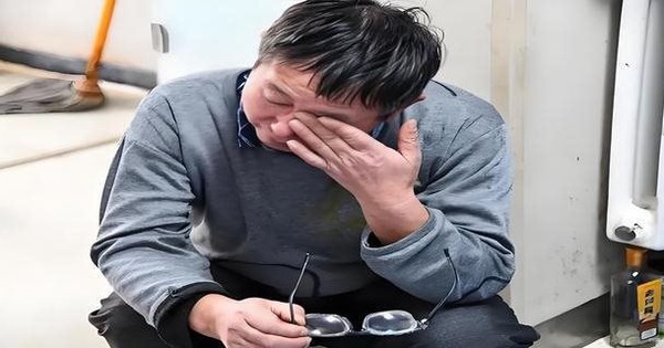 Có dòng tiền lên tới 4 tỷ đồng ra vào tài khoản: Công an điều tra loạt giao dịch chuyển khoản của một người đàn ông